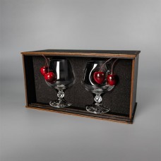 Пара коньячных бокалов с вишней + деревянная коробка, uwest 